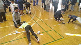 リハビリスタッフによる柔軟性のチェック